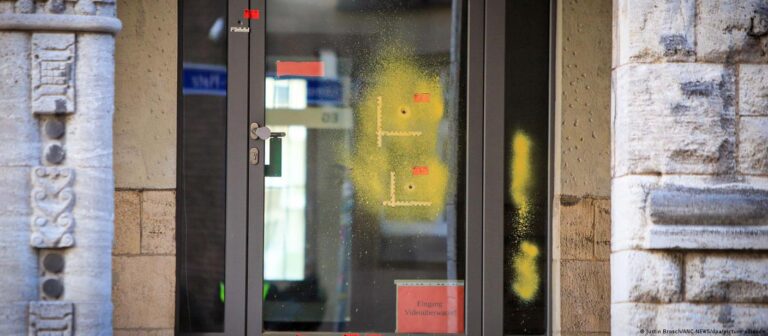 Bullet holes found at synagogue in Essen, Germany