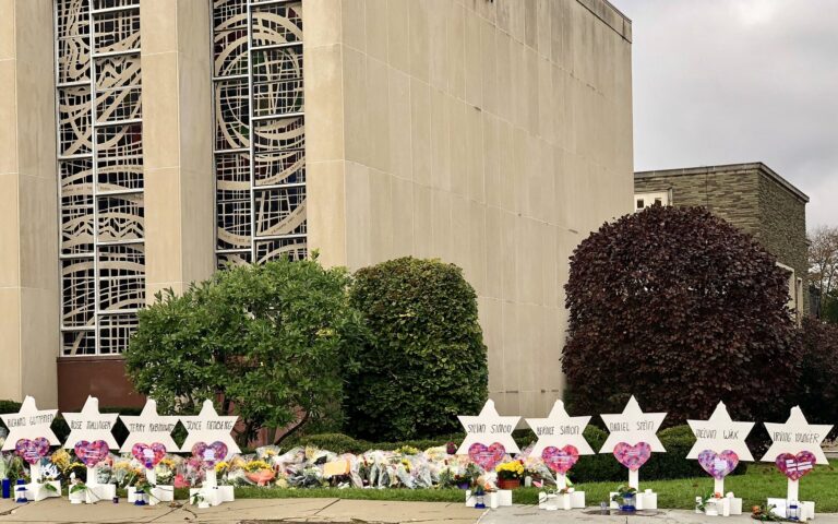2018 Pittsburgh synagogue attacker faces death penalty if convicted